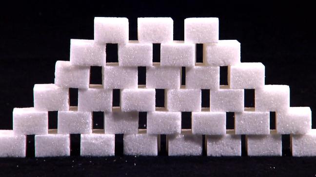 Zuckerwürfelpyramide